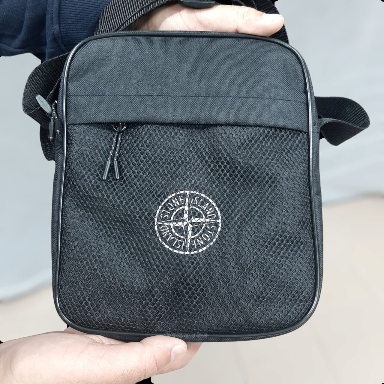 Сумка черная Stone Island мужская сумка через плечо