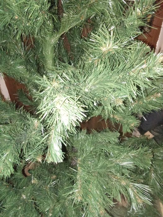 Choinka duża że stojakiem