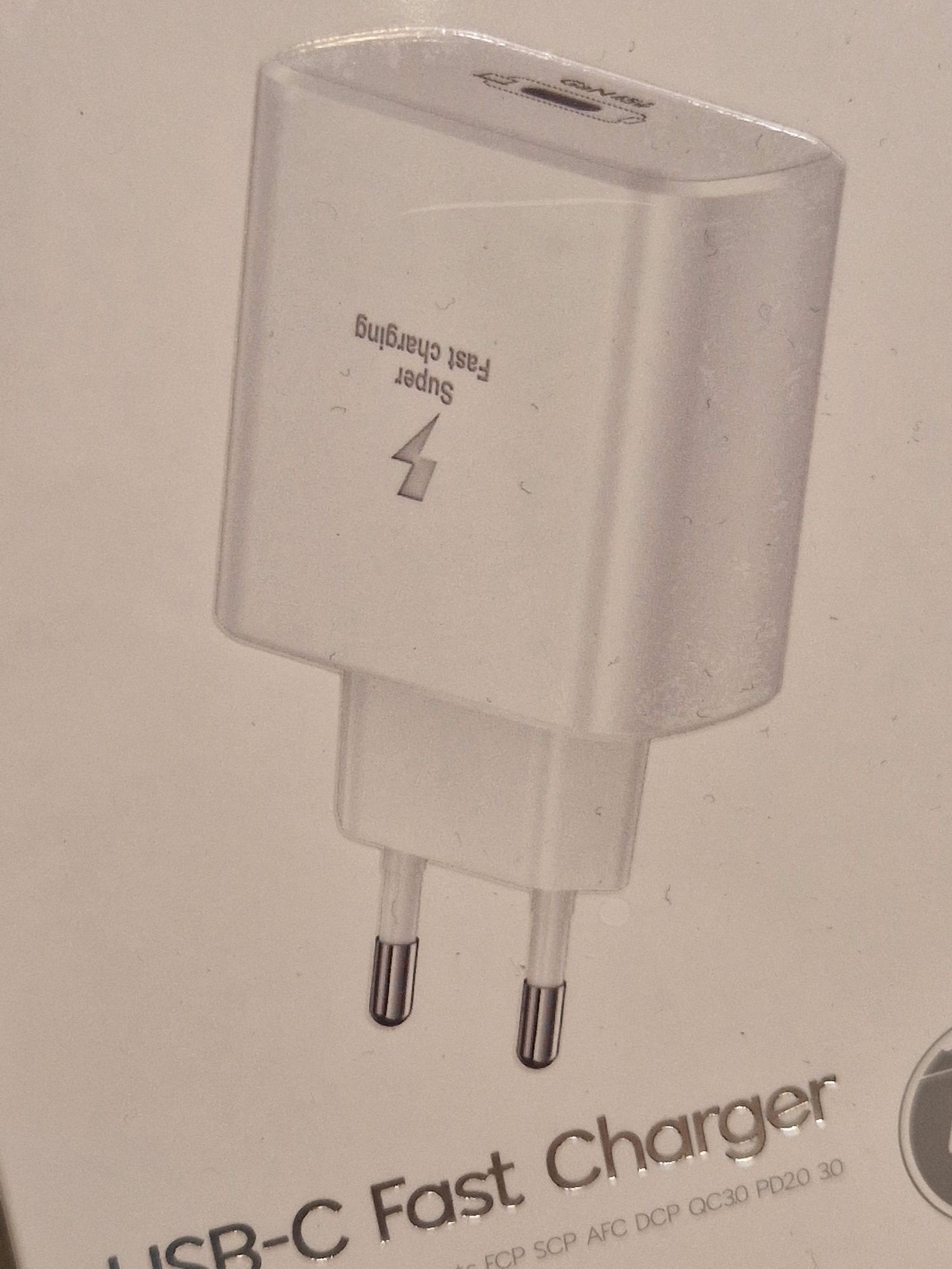 Foneng Ładowarka sieciowa EU62 GaN - Typ C - PD 45W biała