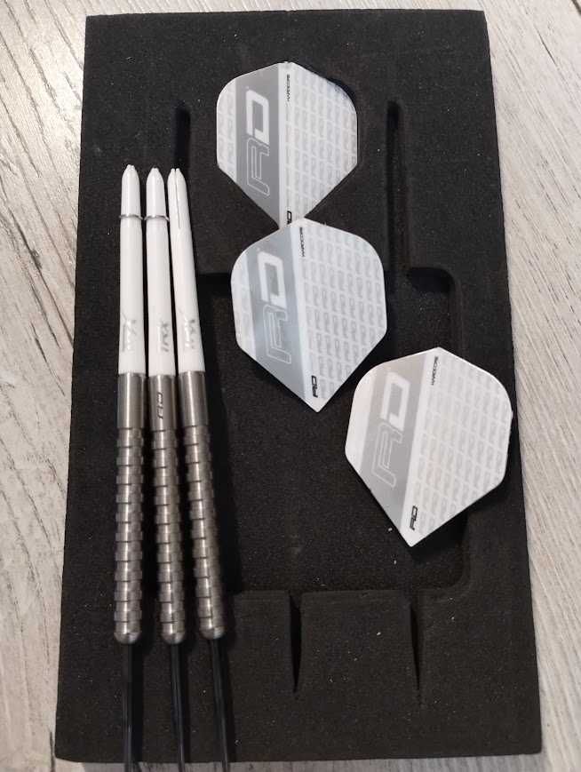 Rzutki Lotki Red Dragon Javelin  24g wolframowe 3 sztuki