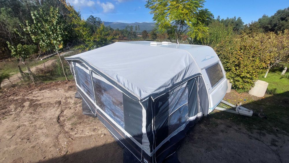 Caravana Knaus Eifelland 520 com documentos