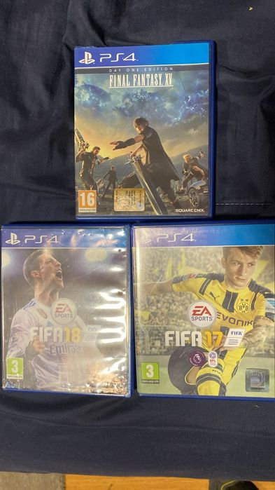 Playstation 4 slim 1tb - 2 comandos