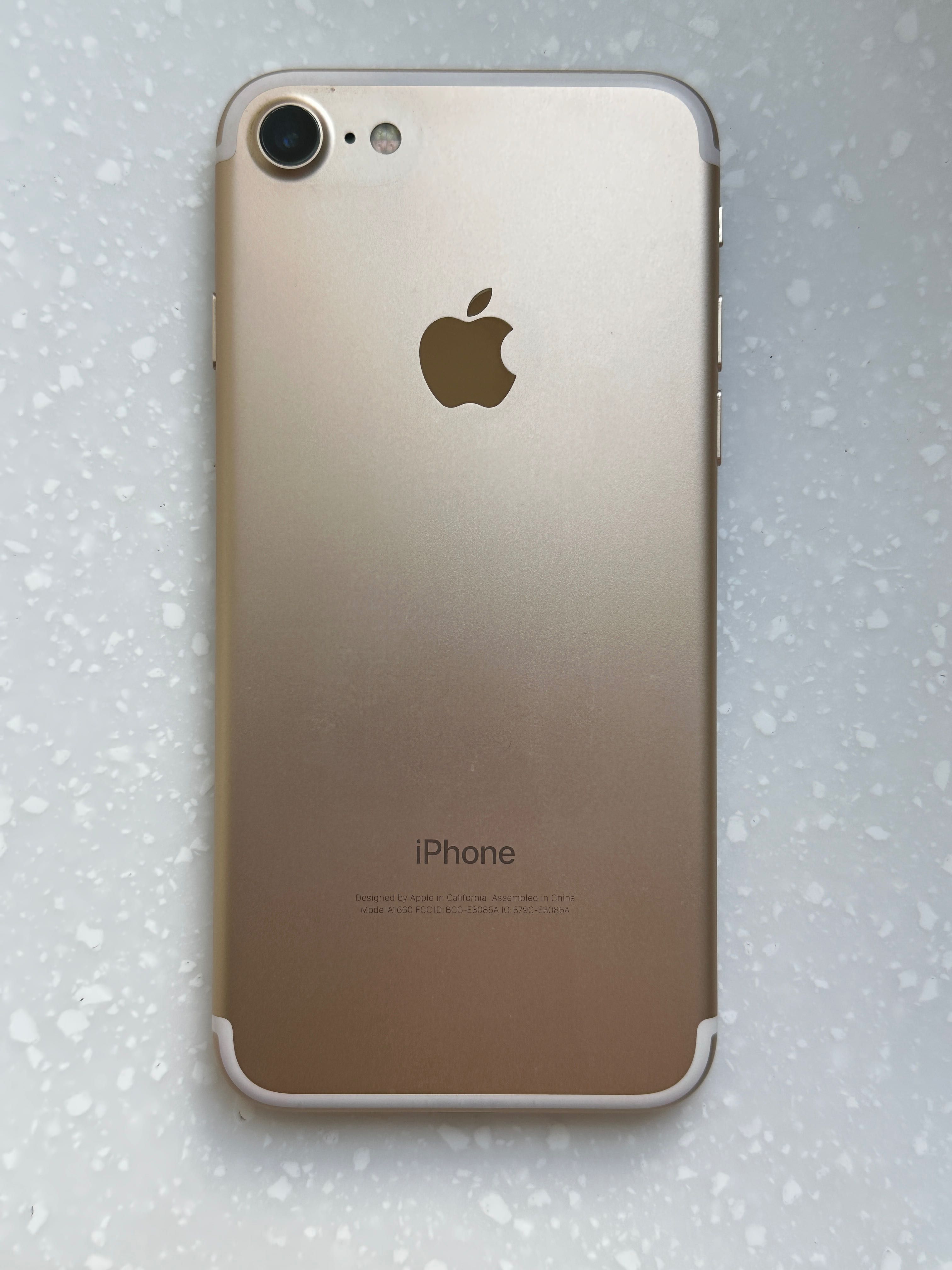 iPhone 7 32GB Gold (2016) UA Sert