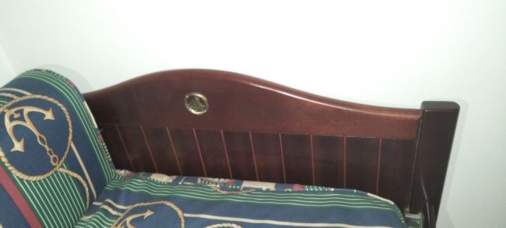 Cama com gavetão  - Para desocupar