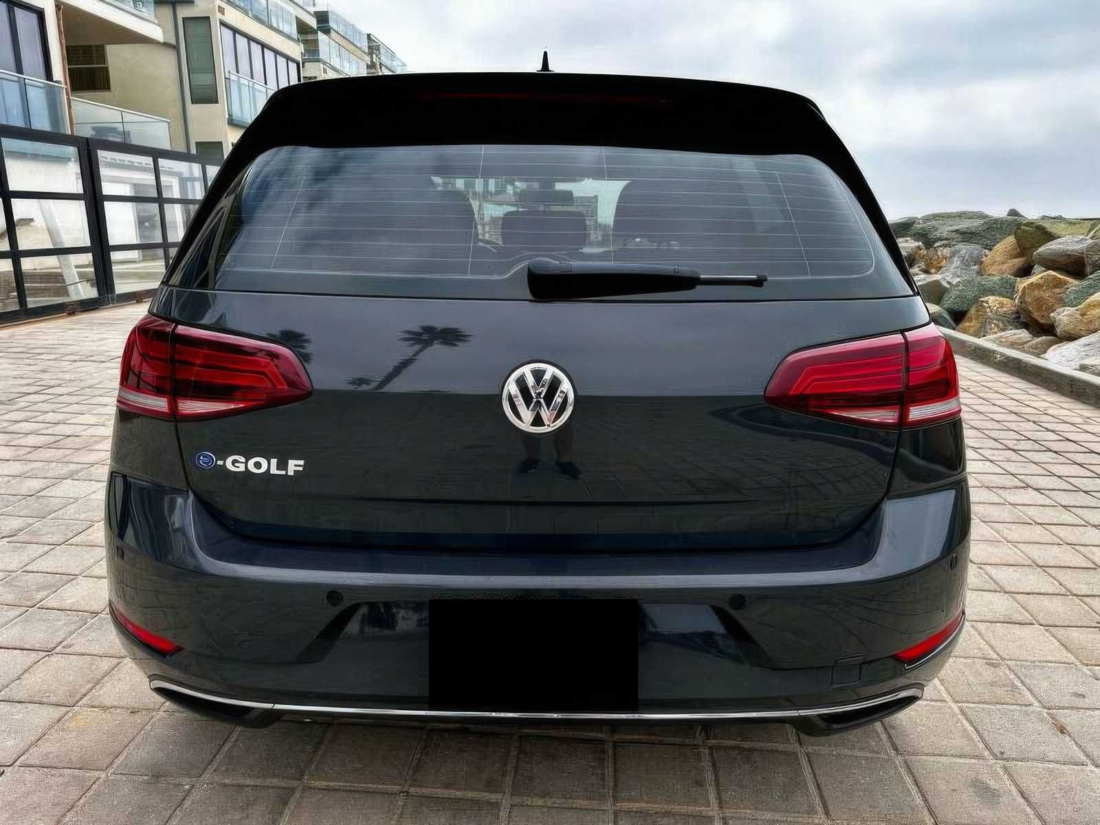 2017 Volkswagen e-Golf