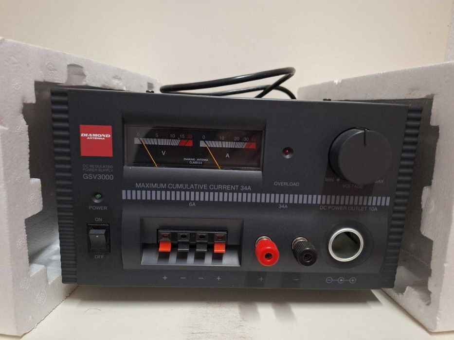 Fonte de Alimentação Diamond 220VAC DIAMOND GSV-3000 - ANALOGICA