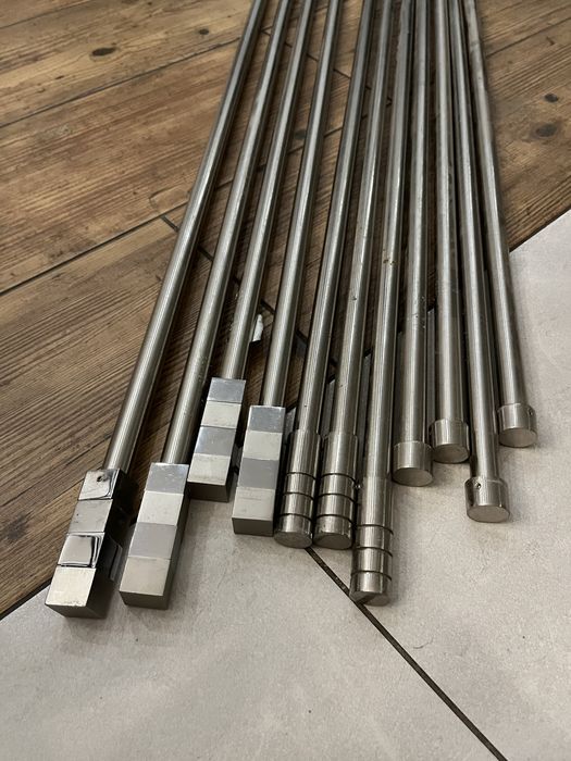 Karnisze 2m srebrne calosc