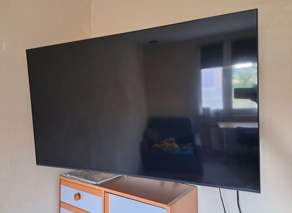 TV SAMSUNG 50' 4K , model AU7172 Uszkodzony