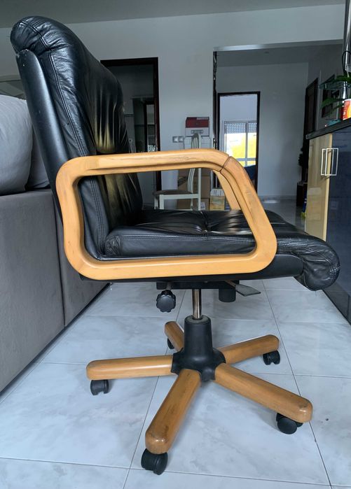 Cadeira de escritório - Computador