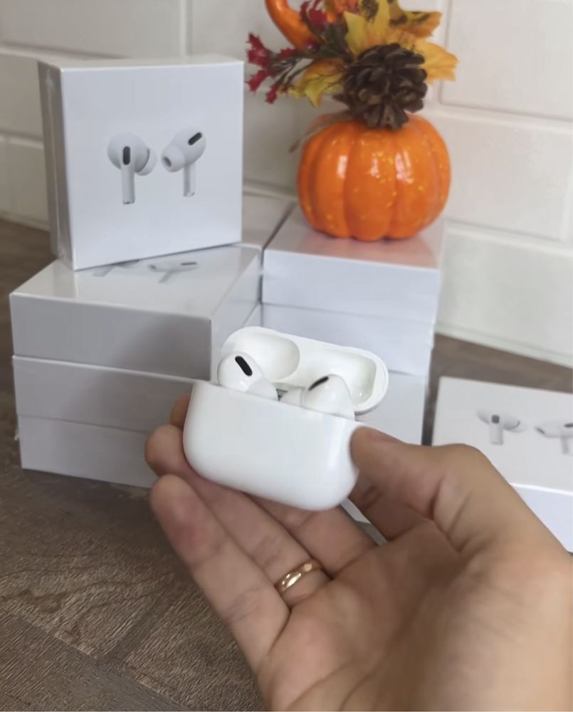 airpods pro.