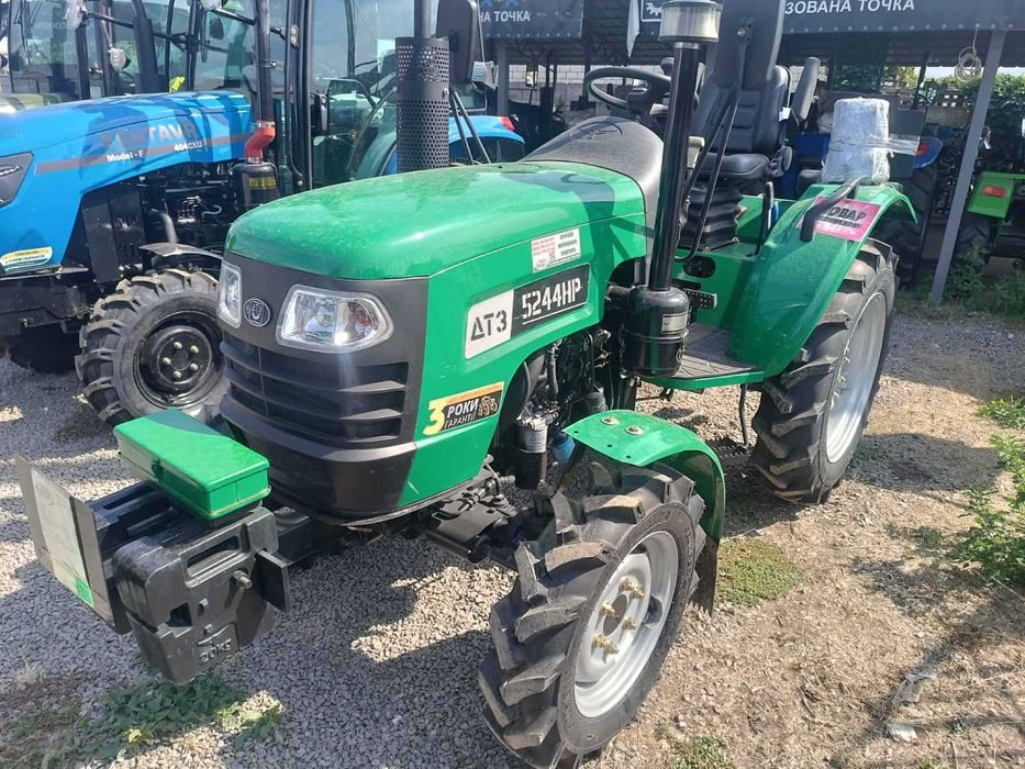 Трактор ДТЗ 5244 HP (Зеленый)-УЦЕНКА