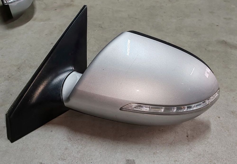 Зеркало левое правое Kia Sportage 2010+