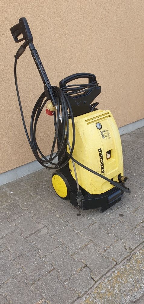 Sprzedam profesjonalną myjkę ciśnieniową  karcher