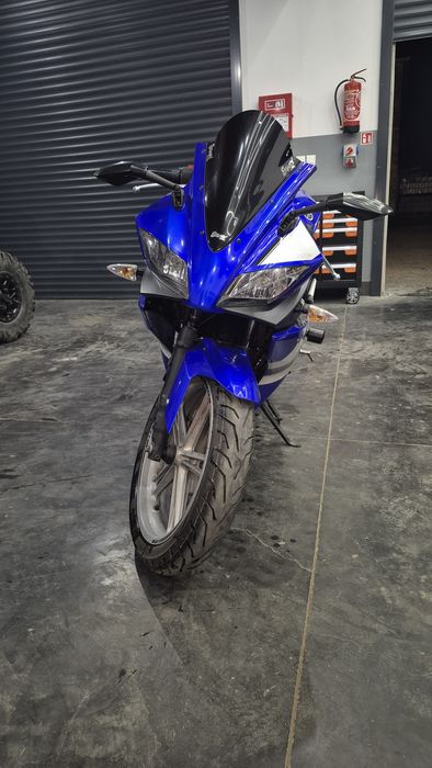Sprzedam Yamaha yzf r125