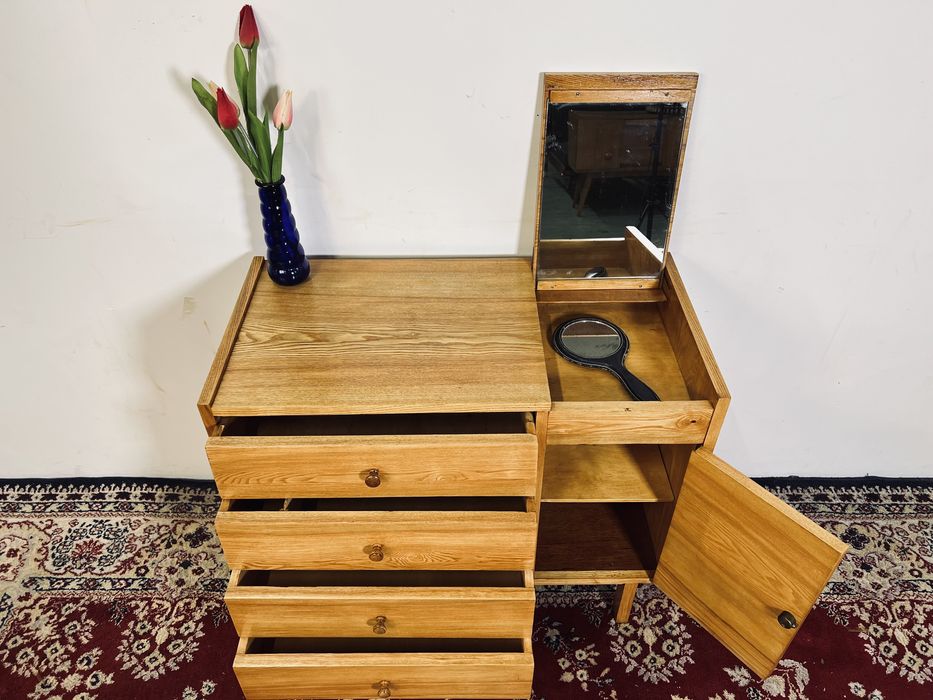 Toaletka Komoda Szafka PRL Artyści „Zambrów”  lata 60 dąb mat vintage