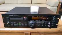 Profesjonalny magnetofon cyfrowy DAT Tascam da-30 MK II