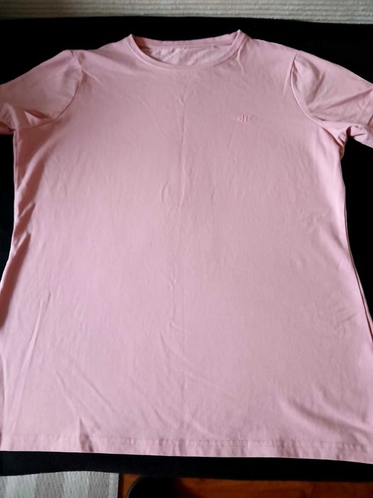 Koszulka damska oryginalna firmowa 4f rozowa z logo na przodzie