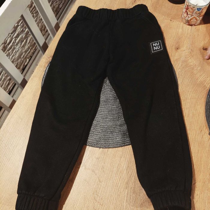 Spodnie dresowe NUNU