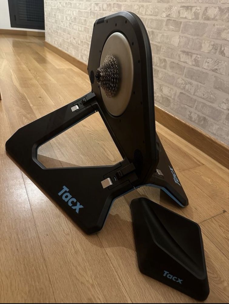 Trainer Tacx Neo 2T