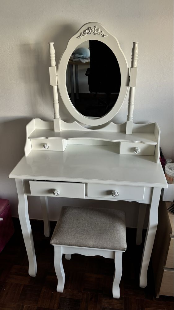 Penteadeira, mesa de make up
