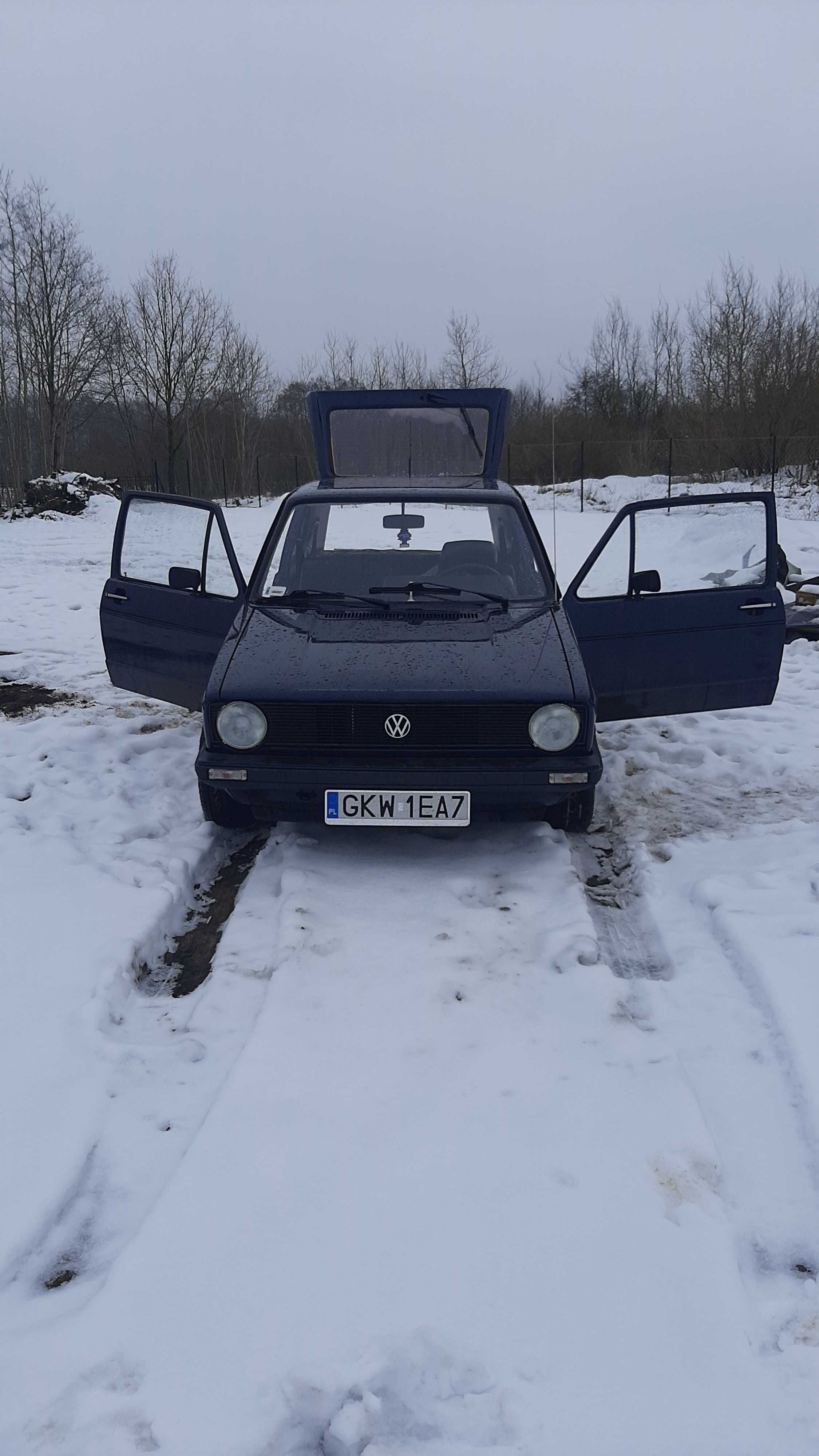 VW Golf mk1 po renowacji.