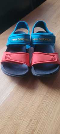 Sandały new balance 28
