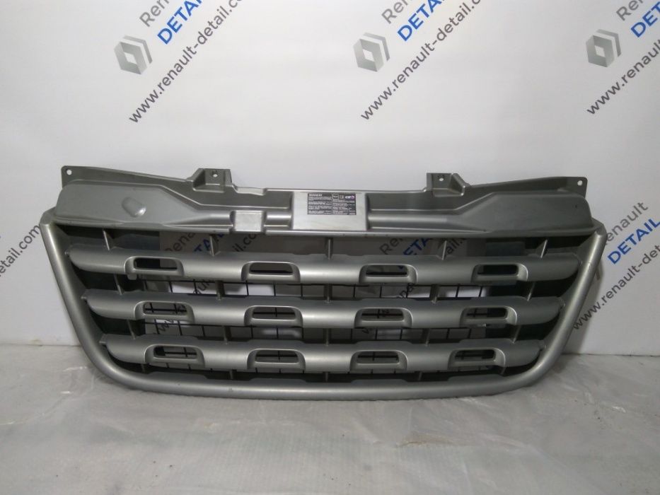 Рішотка радіатора Рено мастер Renault Master Opel Movano 2010-2020р
