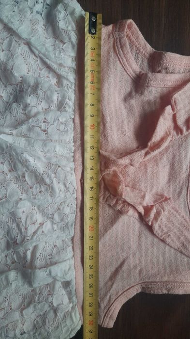 Новый красивый боди-платье с кружевной юбкой, 100% котон, 12-18 мес.
