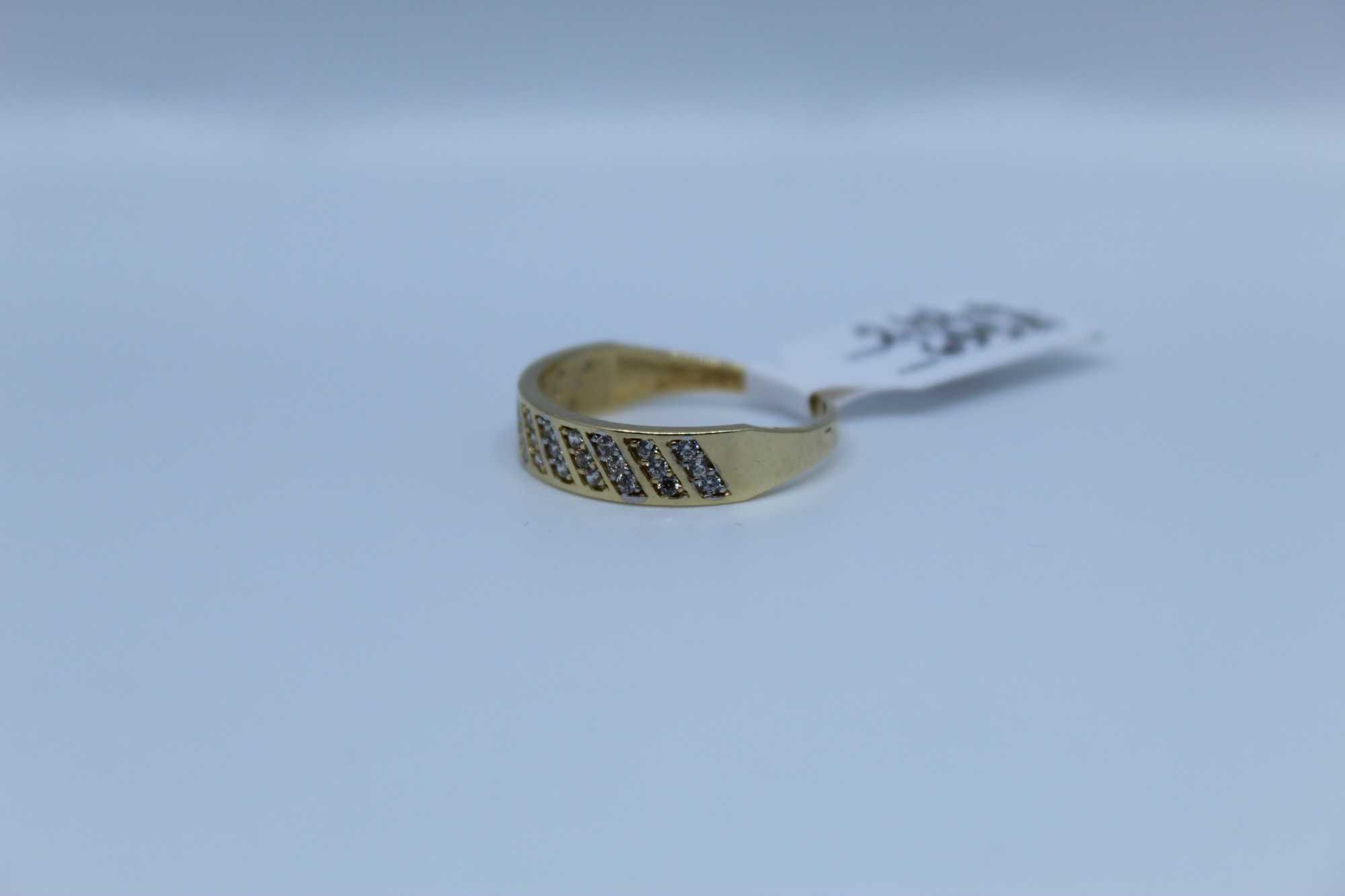 Złoty pierścionek 585 14K 2,42 gram rozmiar 17 Nowy Okazja