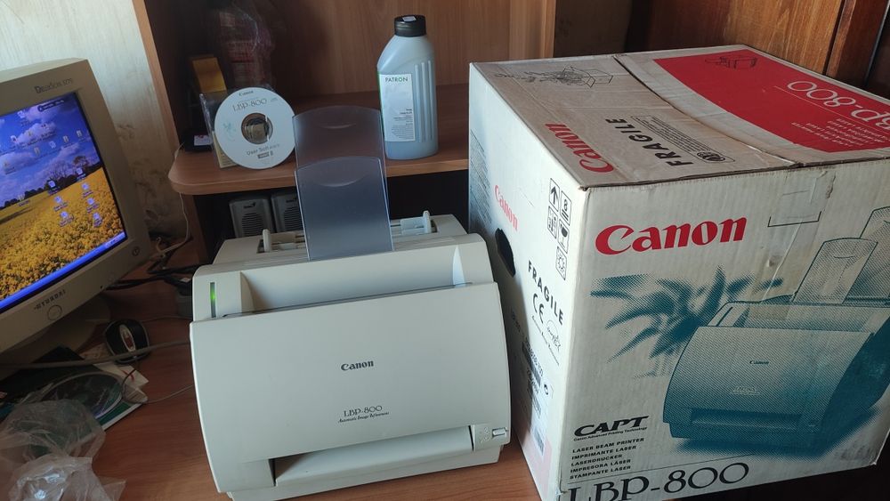 ПК, монітор, лазерний принте Canon, сканер, картриджі, тонера, стіл