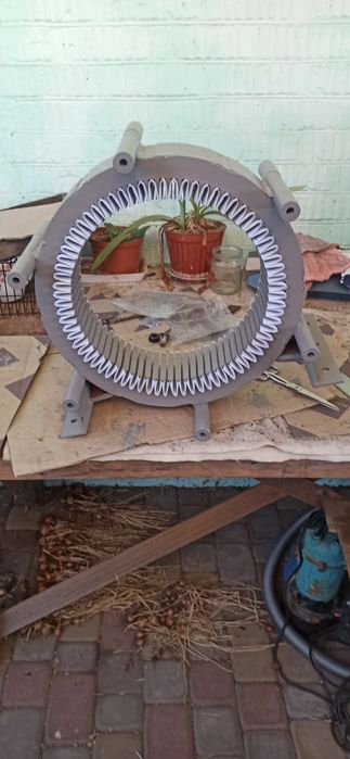 Генератор, ГЭС, Ветрогенератор