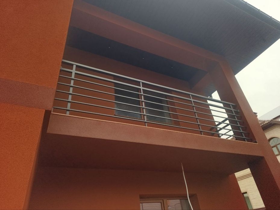 Виробництво та монтаж; Навіси, Ферми, Ворота, Ангари, Перила