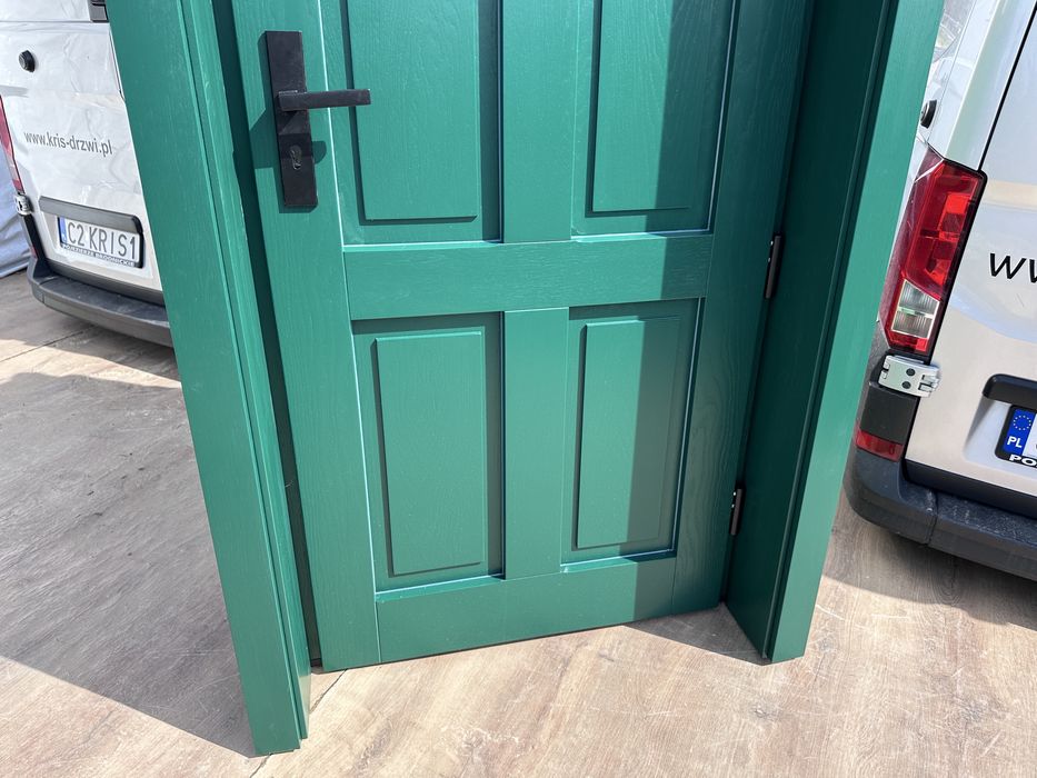 Drzwi wejściowe zewnętrzne drewniane zielone Na Wymiar Montaż Polska