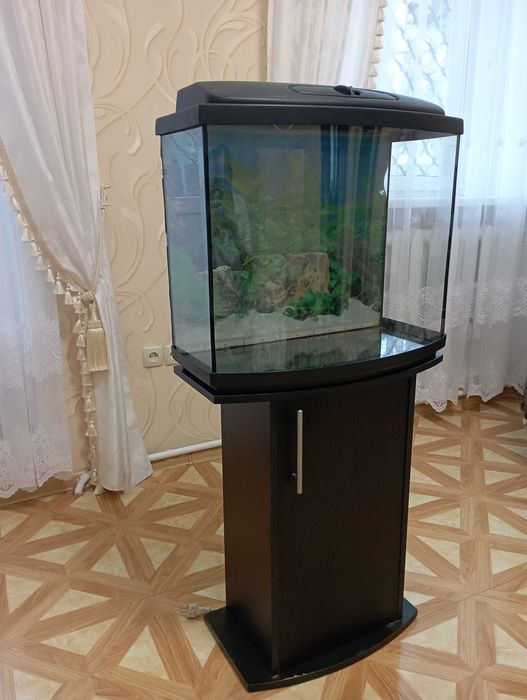 аквариум на 80 литров с тумбой