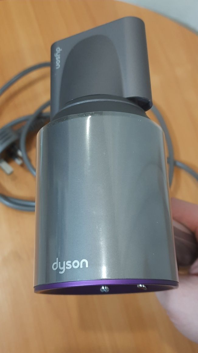 Новий фен Dyson Supersonic пурпурний