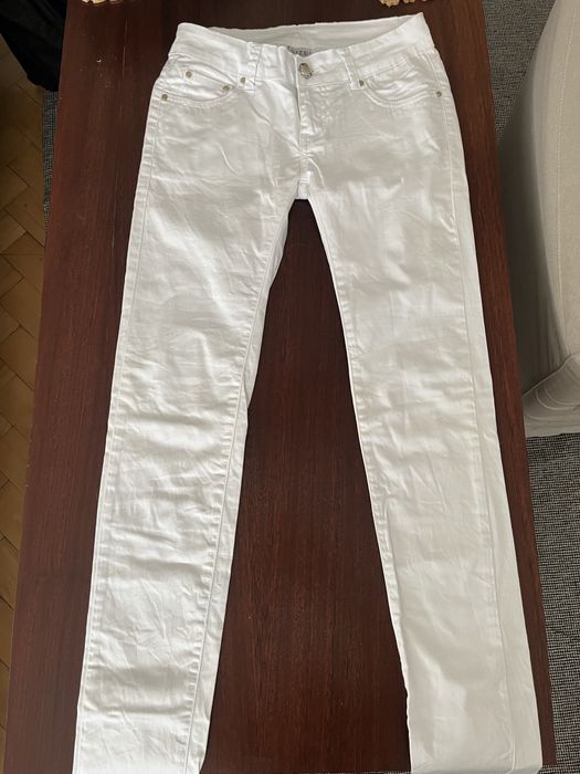 Spodnie biale skinny