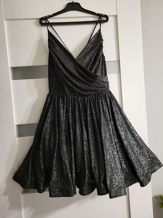 Sukienka rozkloszowana brokatowa brokat błyszcząca wesele andrzejki