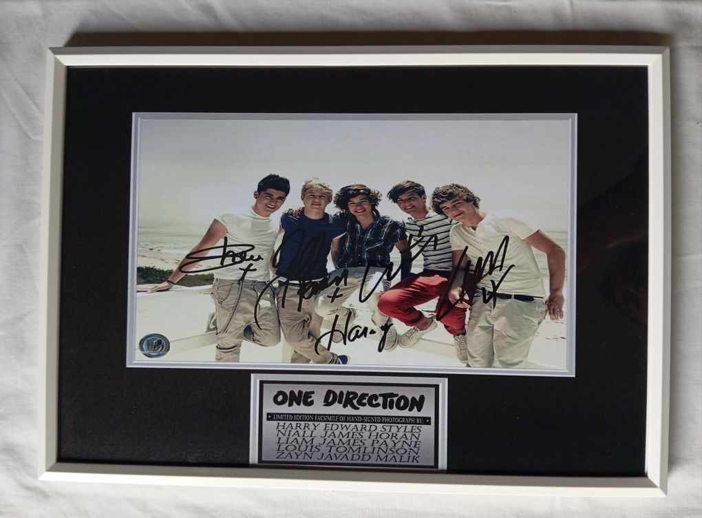 Moldura One Direction Band com Autógrafos (A4)