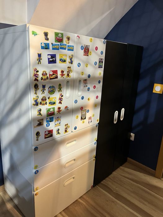 Sprzedam dziecięcą szafę z Ikea w kolorze bialym z naklejkami