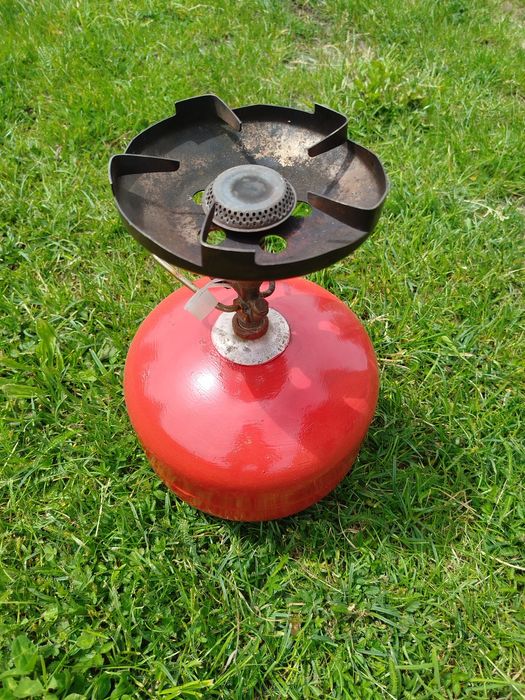 Конфорка, тарілка