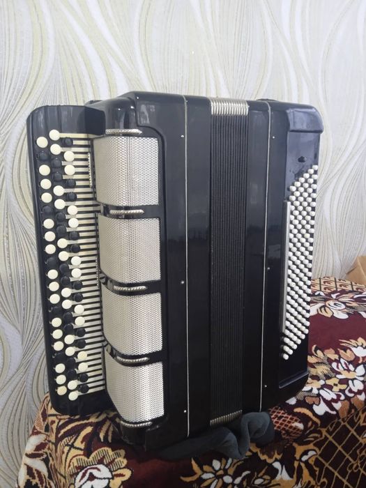 Продам баян готово виборний цельнопланочний житомирський Бгв