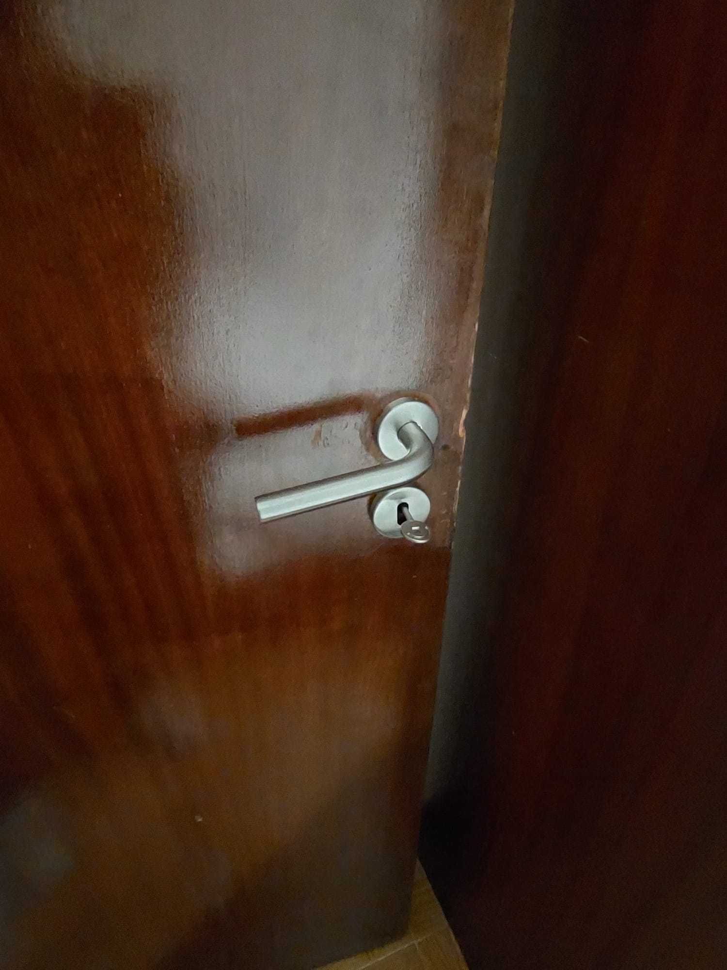 Quarto Casal para Arrendar