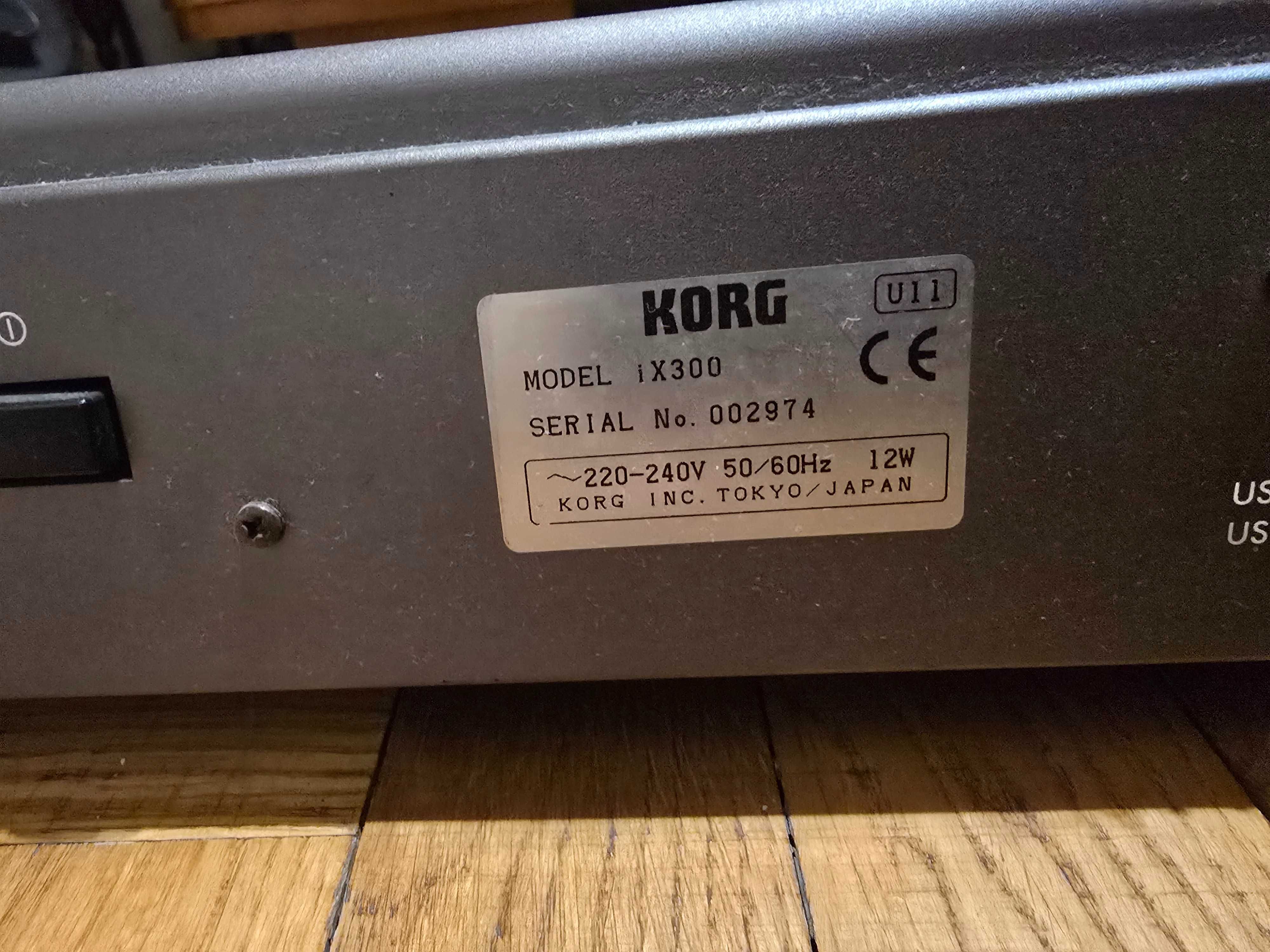Workstation Korg ix300