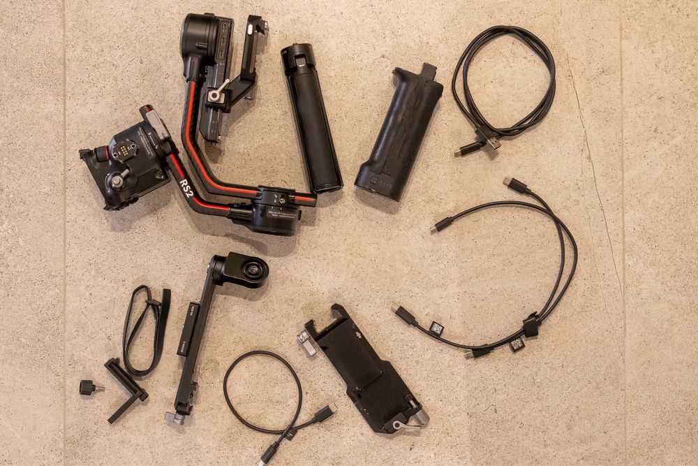 DJI RS 2 Pro – zestaw z pokrowcem + uchwyt do nagrywania wertykalnie