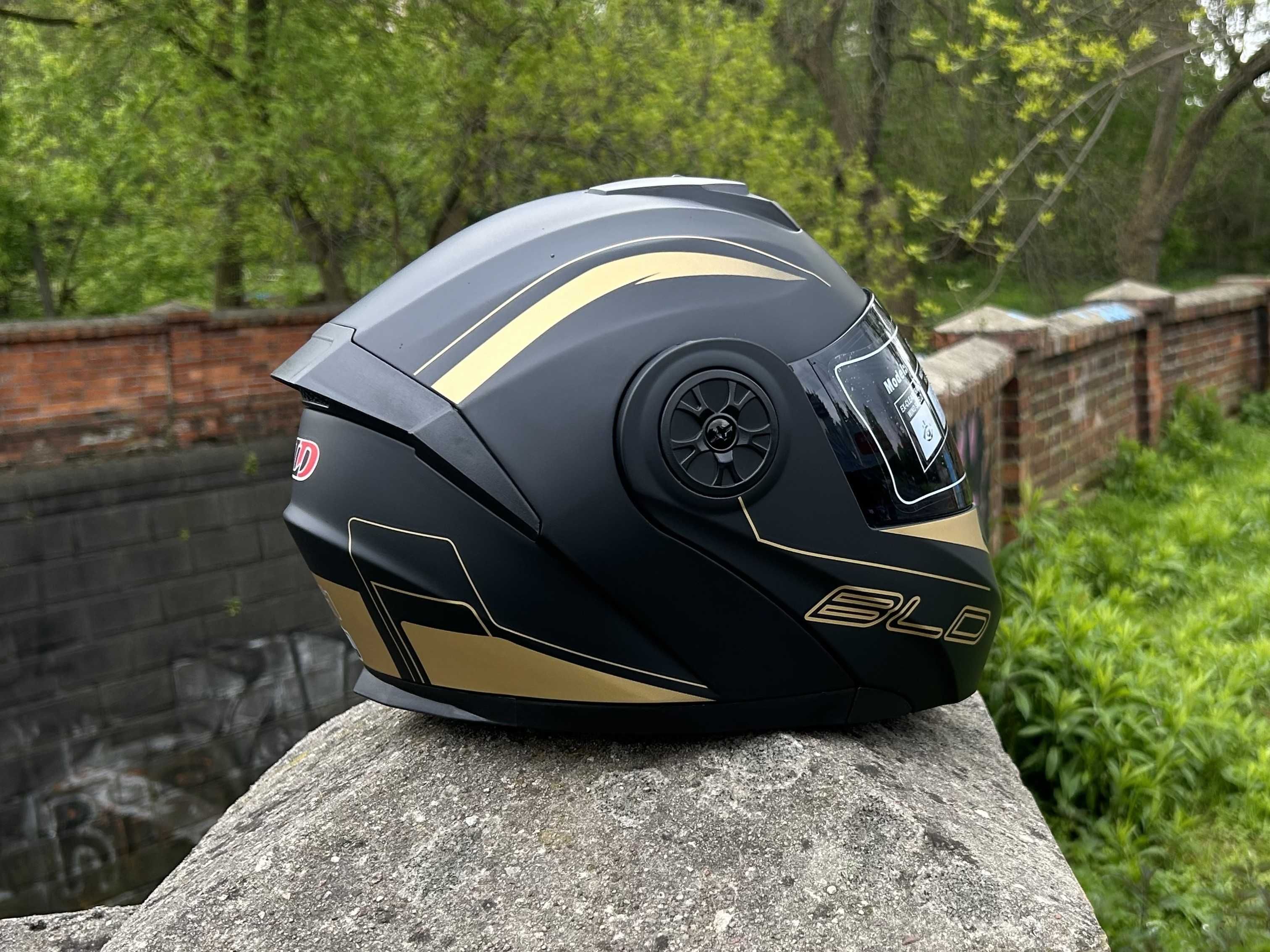 NOWY Kask Motocyklowy rozmiar L