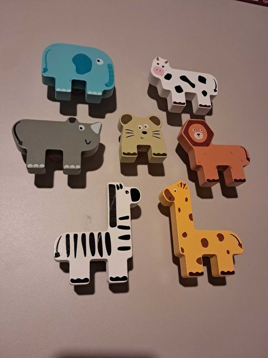 Drewniane uchwyty zwierzaki 7 sztuk