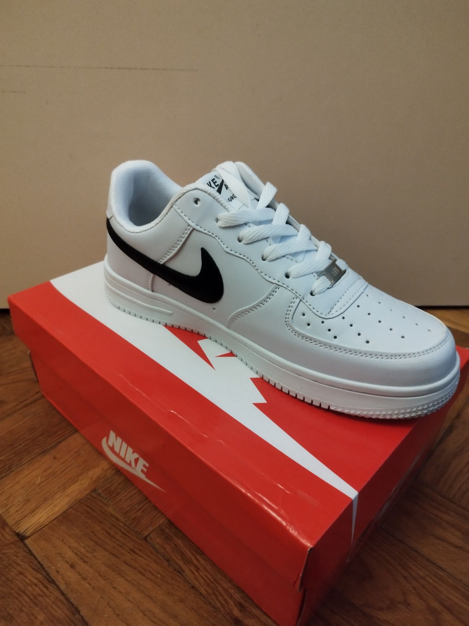 Кросівки Nike Air Force