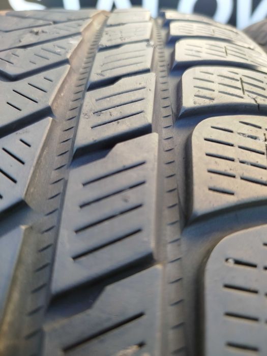 A146# Opony uzywane zimowe 275/50/20" Pirelli