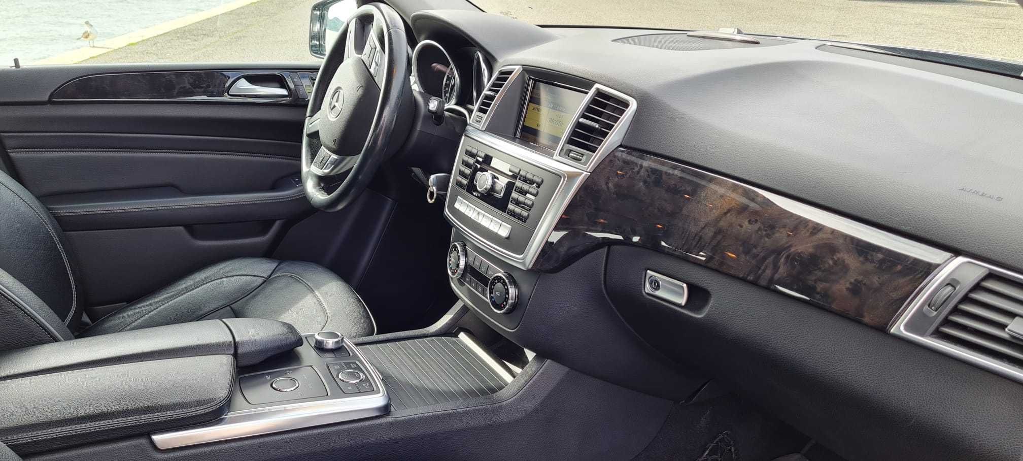 Mercedes Benz ML350