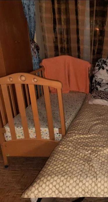 Дитяче ліжечко/ Детская кроватка/ дитячий матрац б/у